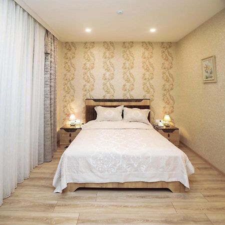 באקו Midcity Hotel מראה חיצוני תמונה