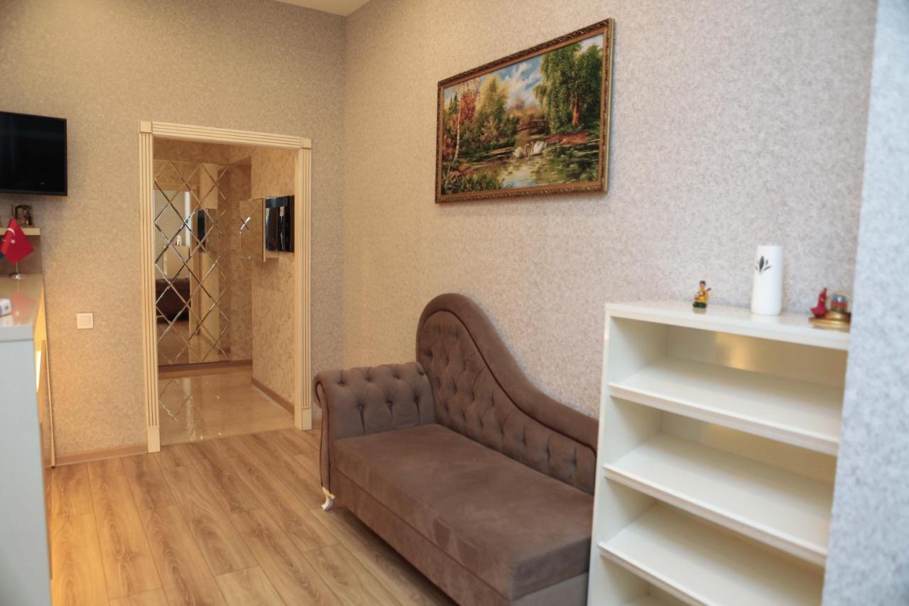 באקו Midcity Hotel מראה חיצוני תמונה