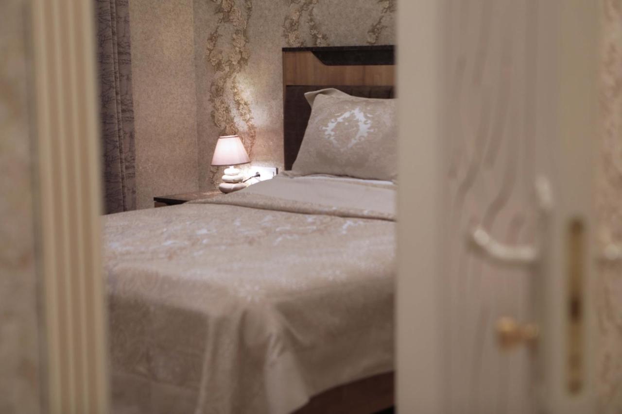 באקו Midcity Hotel מראה חיצוני תמונה